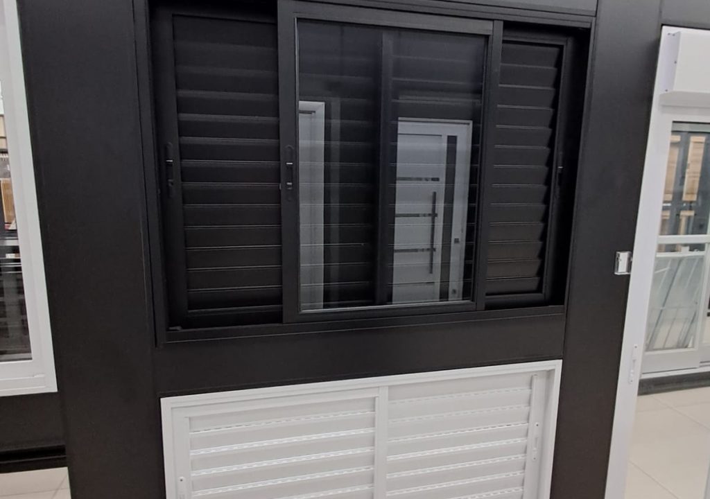 WhatsApp Image 2024-11-12 at 12.23.00 (1) (1)